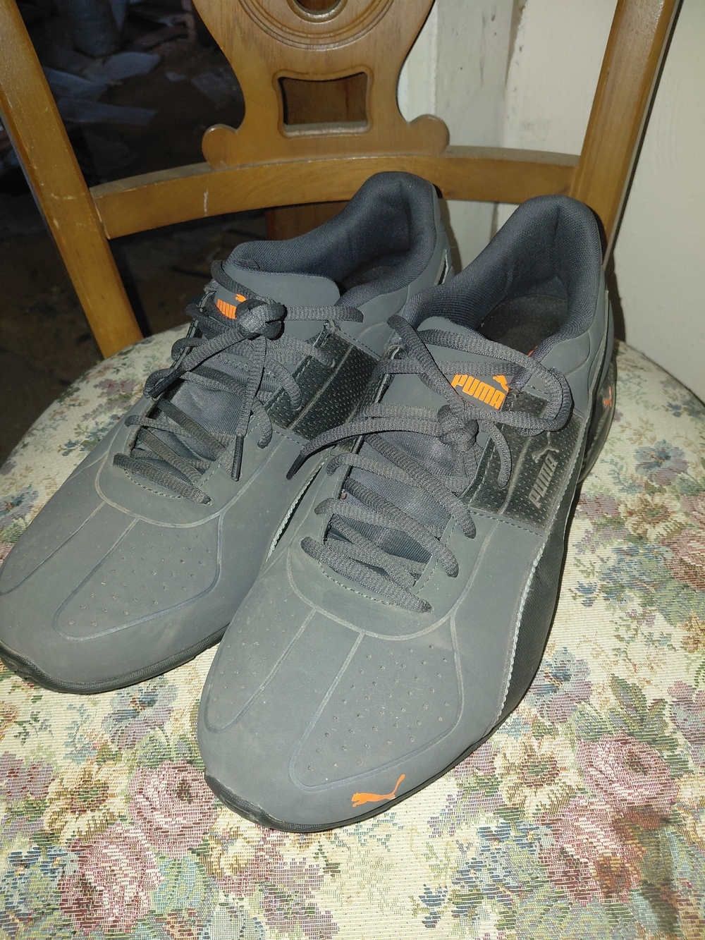 Puma Men's Dark Gray Sneakers with Orange Logos